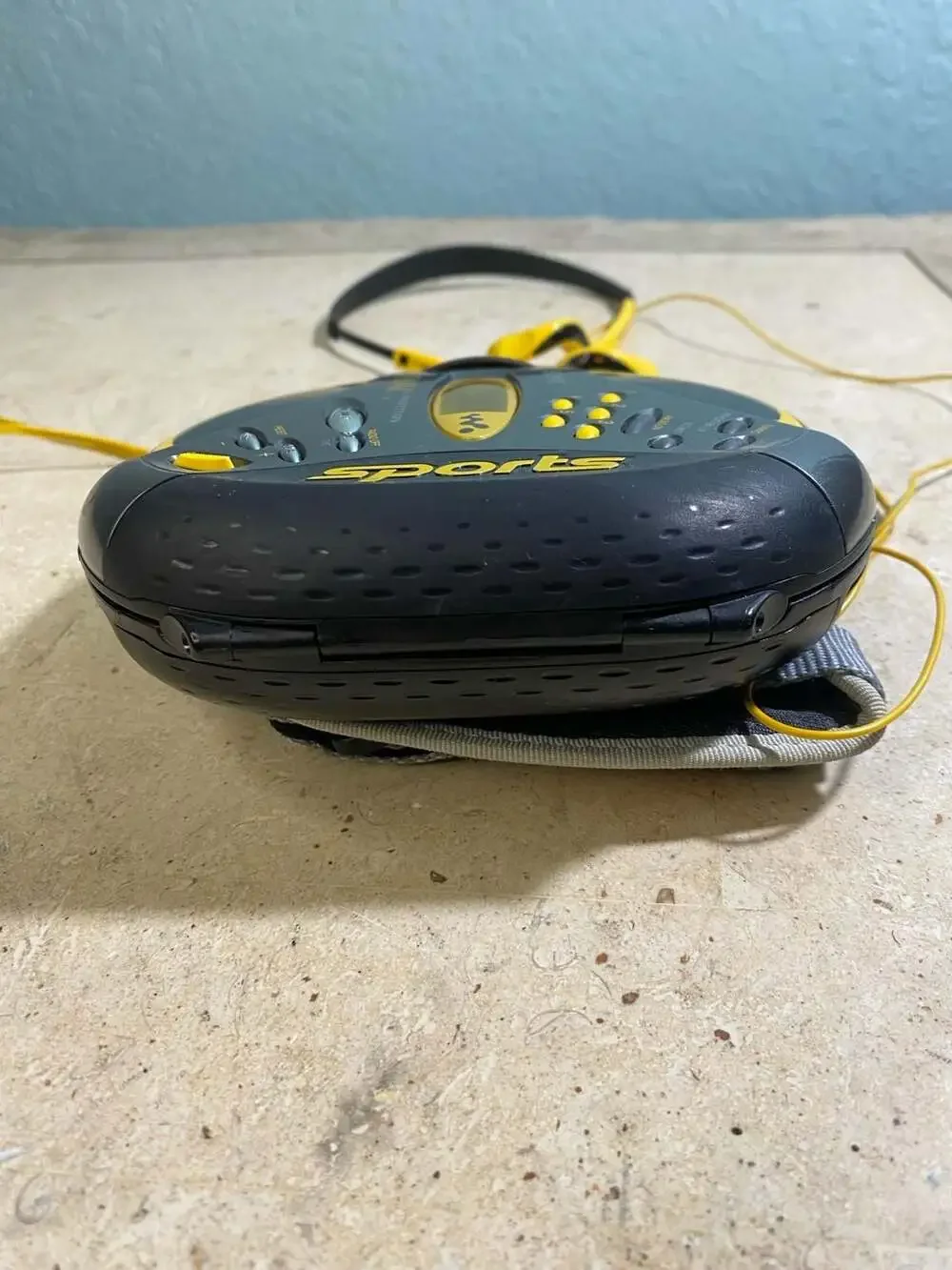 Sony sports walkman
